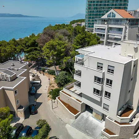 Beachfront Srzic *